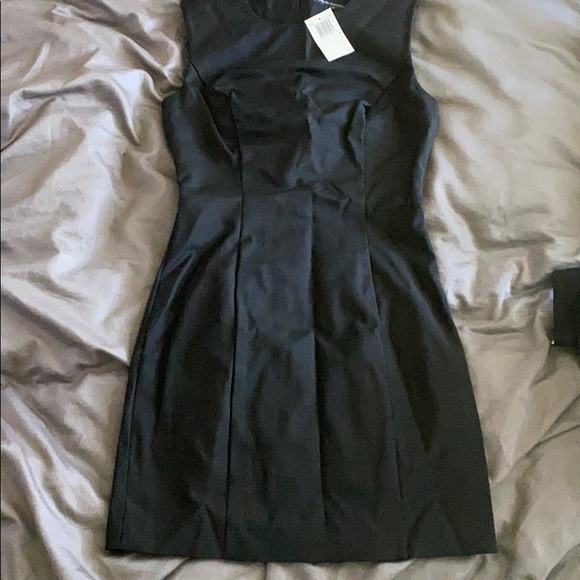 NWT French Connection Stretch Shift Dress - Picture 1 of 3